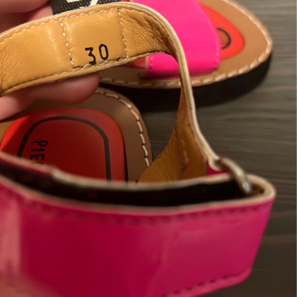 Pied Rougia Paris - Picture 4 of 5